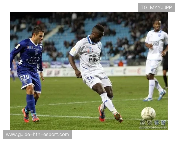 快船锋线轮换出问题,冬窗补强成当务之急 快船锋线轮换出问题,冬窗补强成当务之急